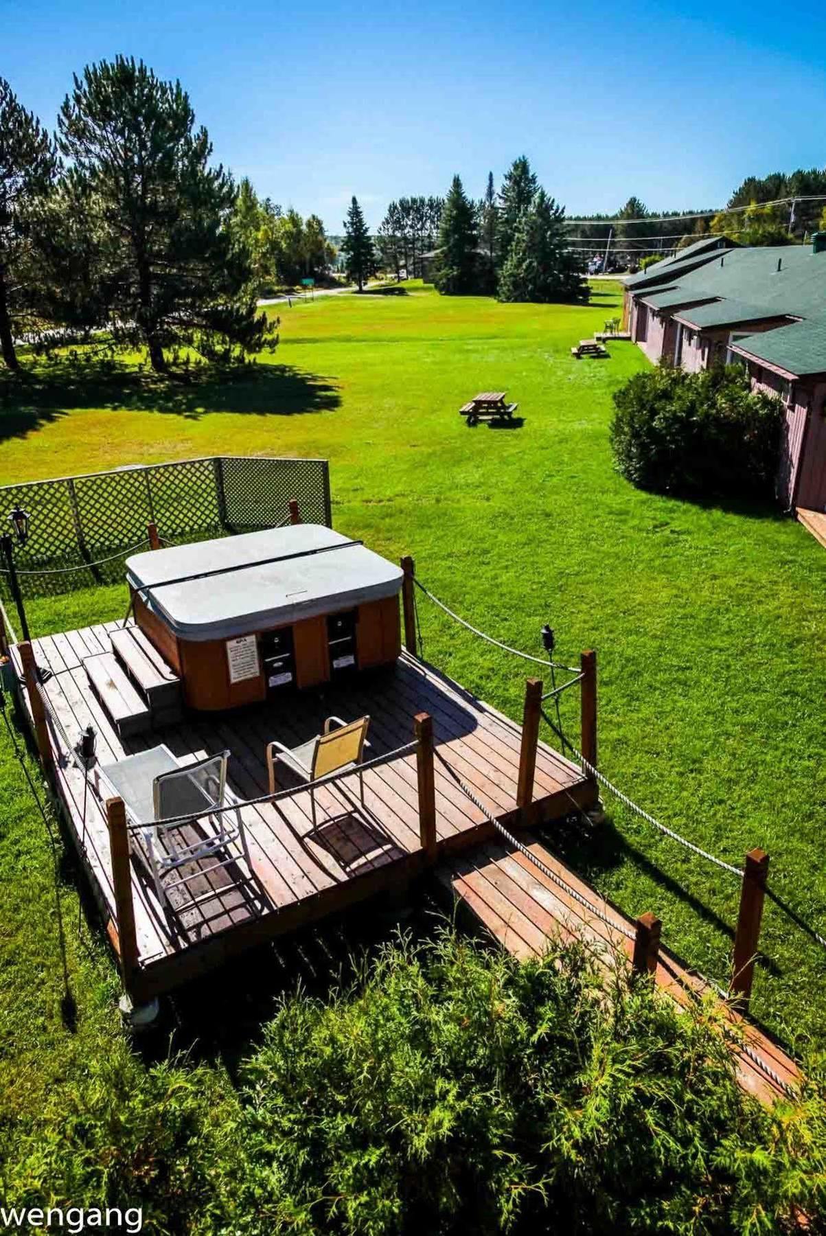 Auberge Godard Nominingue Экстерьер фото